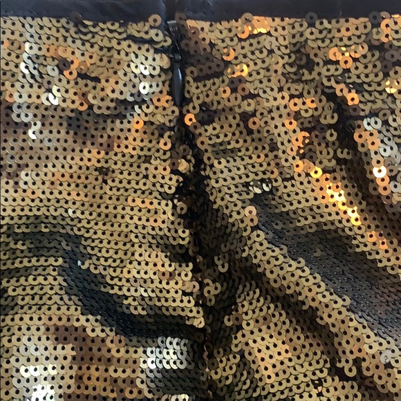 BCBG maxazria metallic gold sequin skirt XXS - Picture 5 of 5